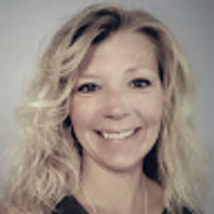 Meet your Posher, Desi